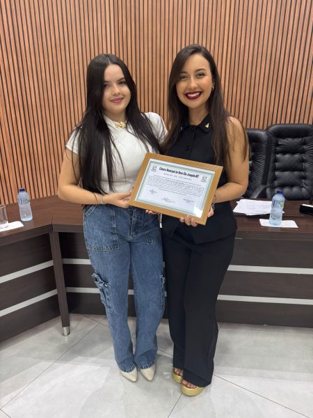 Câmara Municipal de Novo São Joaquim – MT parabeniza estudante Emanuele Santos Lima Oliveira.